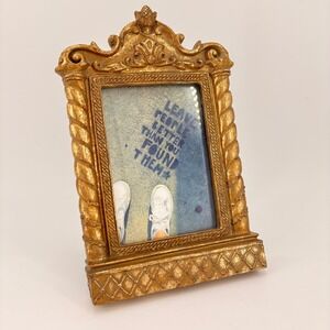 Vintage Style Ornate Gold Resin Picture Frame Baroque Rope Scrollwork Tabletop